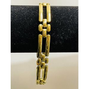 Vtg Signed Monet Gold Tone Link Bracelet 6.75” VINTAGE Estate Sale Find DC